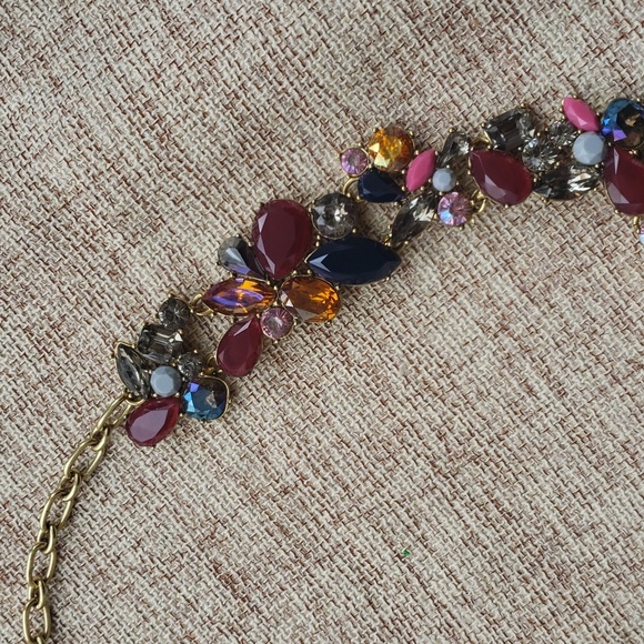 J.Crew Crystal Wreath Cluster Necklace NWT - Picture 6 of 7